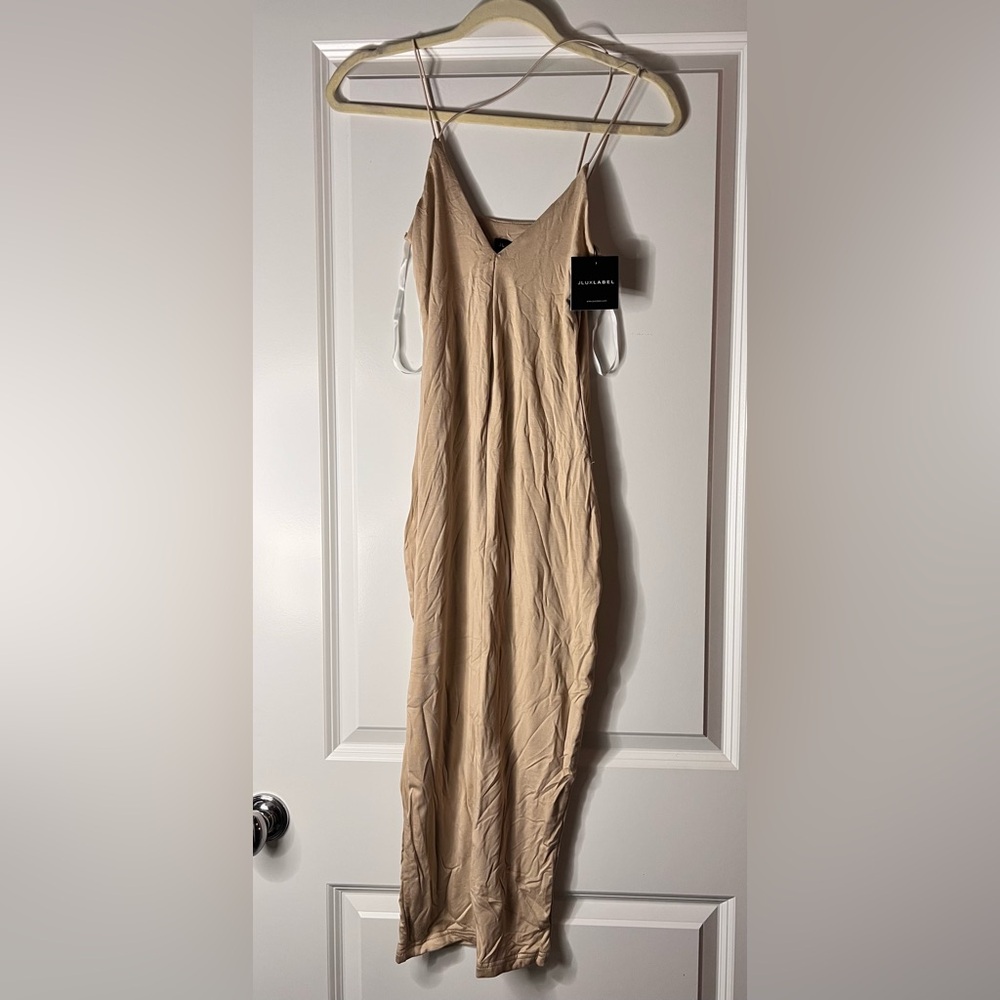 JLUXLABEL JLUXBASIX TAN VALENCIA DIAGONAL STRAP DRESS - Picture 3 of 5